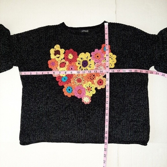 Apt 9 Floral Sweater Black Chenille Ruffles Sleeves Flowers Embroidered Size L - Picture 6 of 13